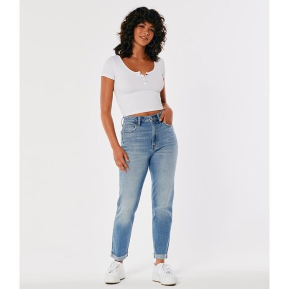 HOLLISTER Ultra High Rise Mom Jeans with Raw Hem - W24/L27 (Size 0R) - Picture 13 of 13